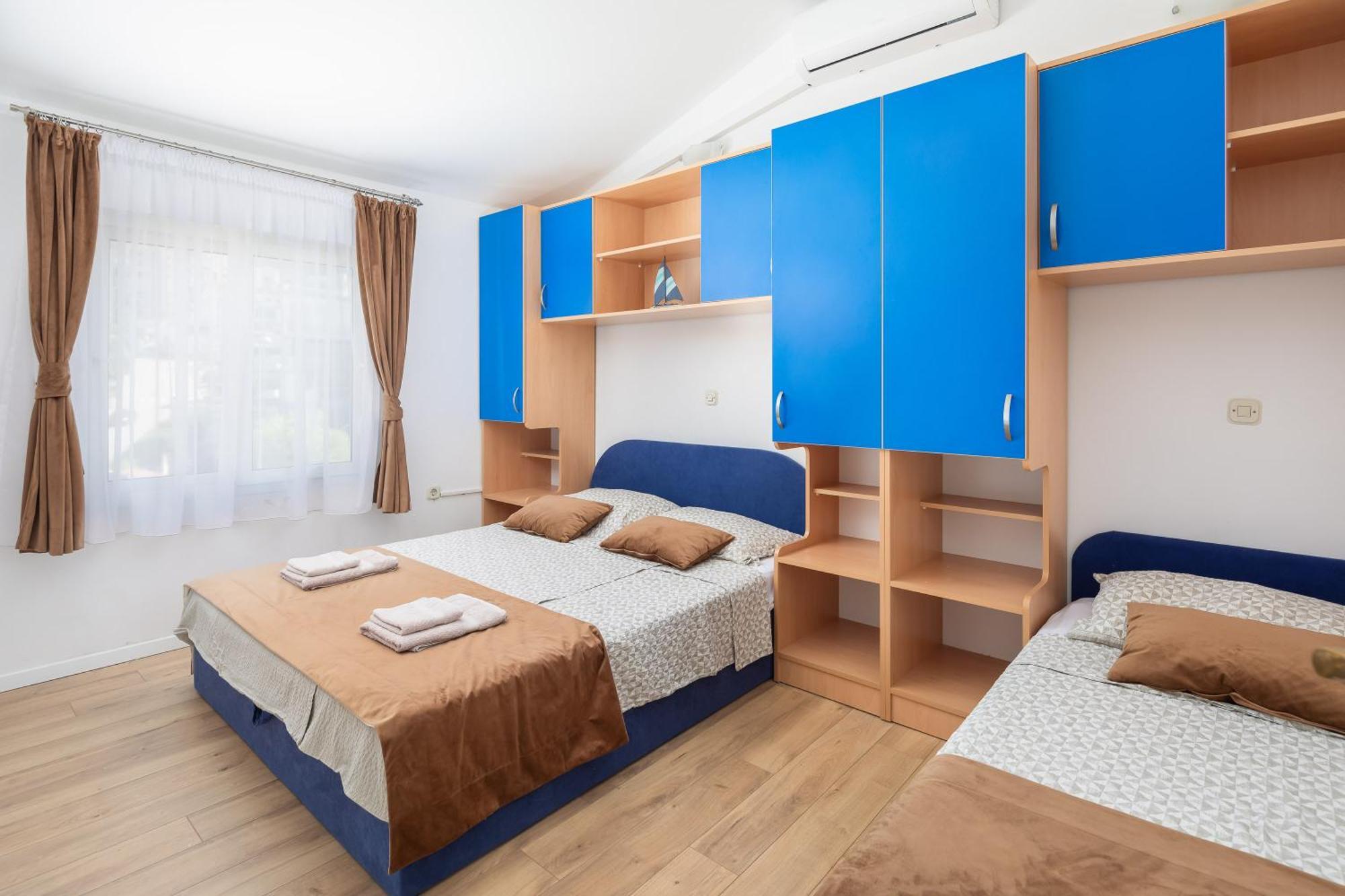 Magnolia Center Apartments Makarska Room photo