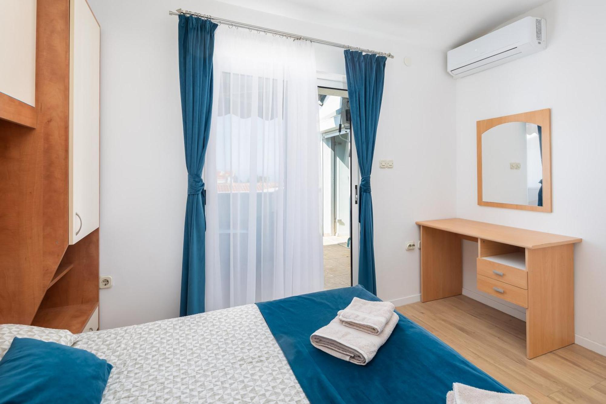 Magnolia Center Apartments Makarska Room photo